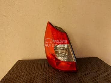 lampa za Renault Scenic od 2006. do 2009. god.