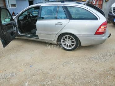 Levo desno krilo W 203 za Mercedes Benz C Klasa