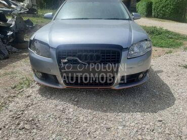 Audi A4 -  kompletan auto u delovima