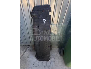 Plastika ispod veznog lima za Audi A4