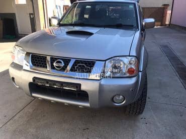 maska za Nissan Navara od 2000. do 2004. god.