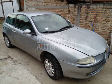 Alfa Romeo 147 2002. god. -  kompletan auto u delovima