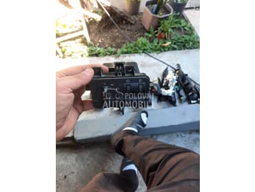 prekidac svetla e46 za BMW 316, 318, 320 ... od 1998. do 2005. god.