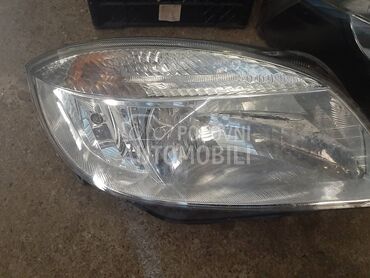 Far za Škoda Roomster