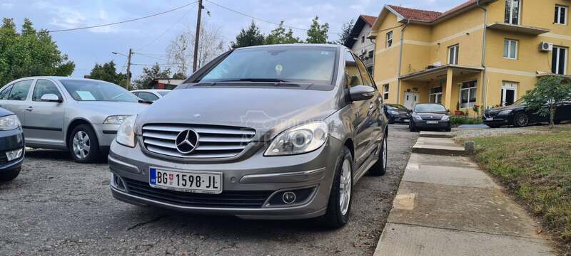 Mercedes Benz B 180 CDI Avantgarde