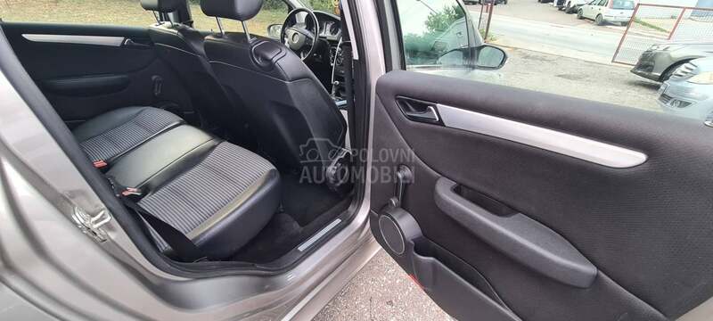 Mercedes Benz B 180 CDI Avantgarde