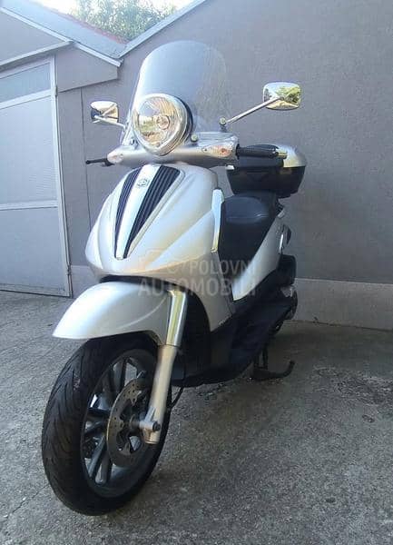 Piaggio Beverly Tourer 400ie