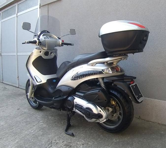 Piaggio Beverly Tourer 400ie
