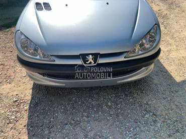 prednji branik za Peugeot 206 od 1998. do 2009. god.