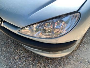 farovi za Peugeot 206 od 1998. do 2009. god.