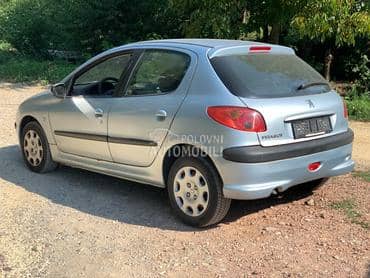 polustranica za Peugeot 206 od 1998. do 2009. god.