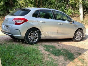 desna vrata za Citroen C4 od 2010. do 2015. god.