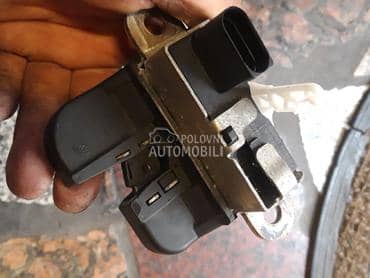 UNUTRASNJA GEPEK BRAVA za Volkswagen up!