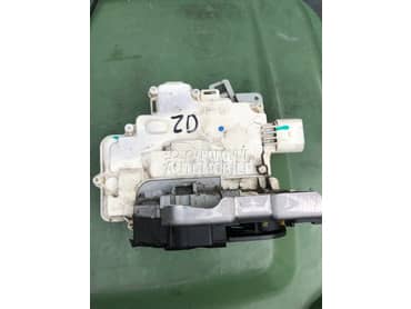 ZADNJA DESNA BRAVA za Audi Q5 od 2008. do 2016. god.