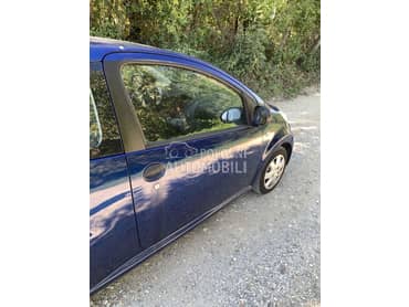 prednja desna vrata za Citroen C1 od 2005. do 2010. god.