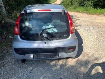 Gepek vrata za Peugeot 107 od 2005. do 2010. god.