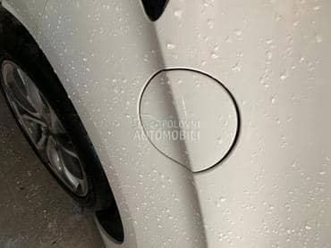 poklopac rezervoara za Citroen DS4 od 2010. do 2015. god.