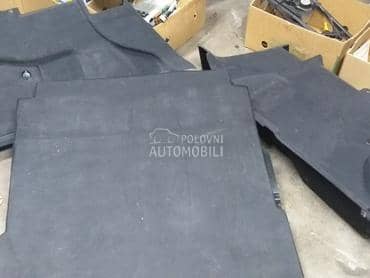 Tepih gepeka za Mercedes Benz E Klasa