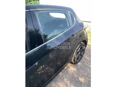 Prednja leva vrata za Peugeot 208 od 2012. do 2016. god.