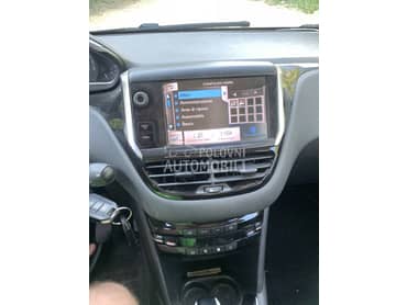 Multimedija za Peugeot 208