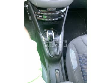 Ručica menjača za Peugeot 208 od 2012. do 2016. god.