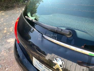 Motorić zadnjeg brisača za Peugeot 208 od 2012. do 2016. god.