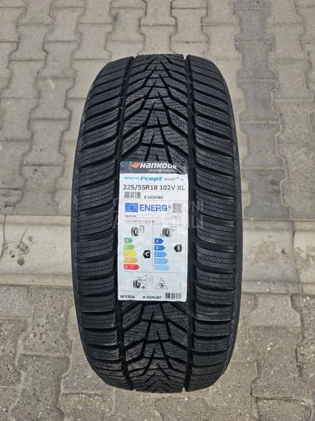 Hankook 225/55 R18 Zimska