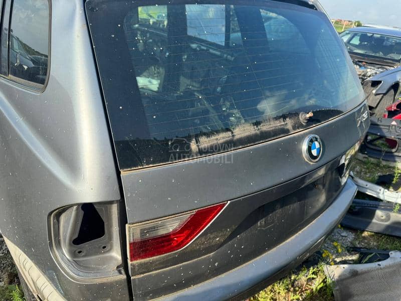 KRILO Vrata Hauba polustranica