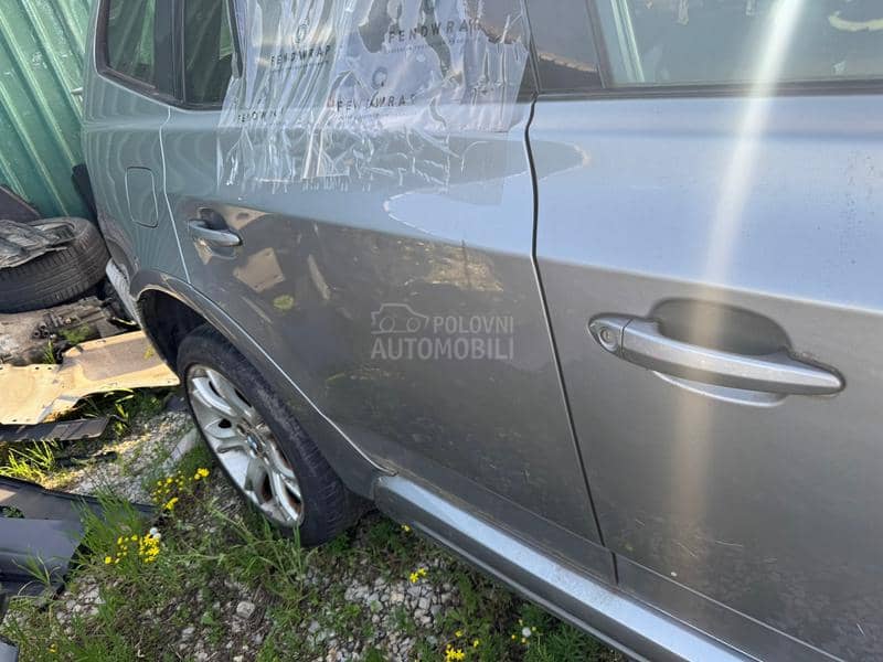 KRILO Vrata Hauba polustranica