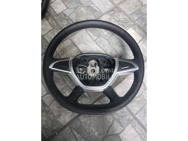 dacio sandero volan 2017god za Dacia Sandero