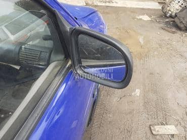 desni retrovizor za Opel Corsa B