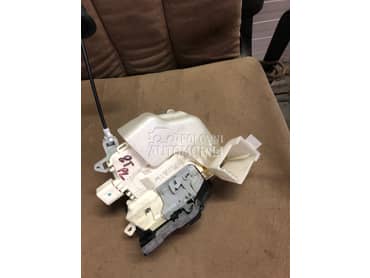 Brava za vozaceva vrata za Audi A4 od 2007. do 2016. god.