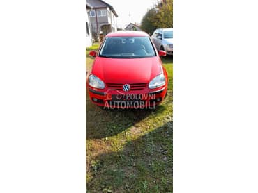 Volkswagen Golf 5 -  kompletan auto u delovima
