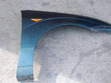 Desno krilo za Ford Focus od 1998. do 2004. god.