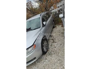 Volvo V70 Volvo -  kompletan auto u delovima