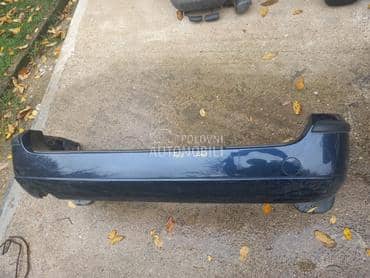 branik fokus zadnji za Ford Focus od 2002. do 2004. god.