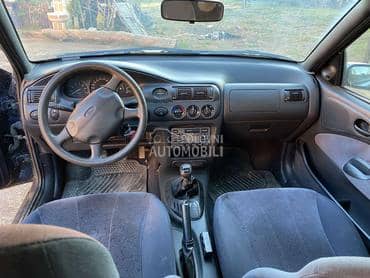 enterijer za Ford Escort od 1996. do 2000. god.