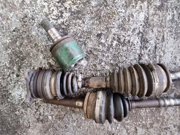 Poluosovina za Mitsubishi Pajero od 1992. do 2006. god.