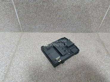 Čitač kartice za Renault Megane od 2009. do 2015. god.