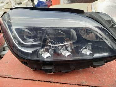 Far desni za Mercedes Benz CLS Klasa od 2010. do 2018. god.