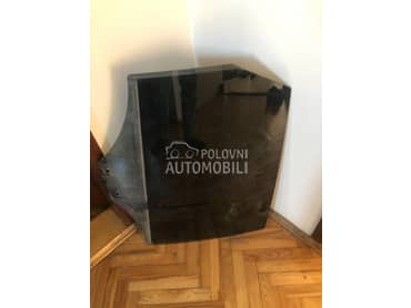 Zadnje desno staklo za Audi Q5