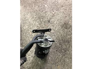 Plastika na filteru goriva za Audi A4, A6 od 2004. do 2008. god.