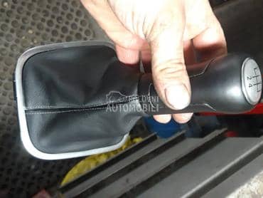 RUCICA MENJACA za Volkswagen Polo od 2009. do 2014. god.