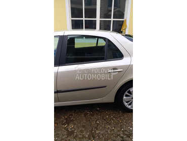 Zadnja leva vrata za Renault Laguna