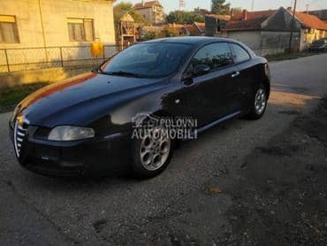 Levo krilo za Alfa Romeo GT