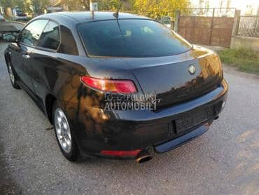 Gepek sa staklom za Alfa Romeo GT