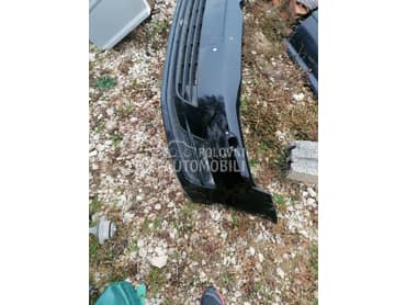 Branik prednji za Volkswagen Golf 7 od 2012. do 2016. god.