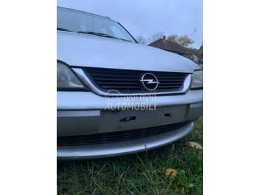 Opel Vectra B -  kompletan auto u delovima