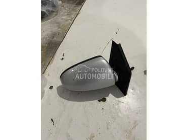retrovizor desni za Smart ForTwo od 2007. do 2012. god.