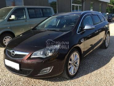 Opel Astra J karavan -  kompletan auto u delovima